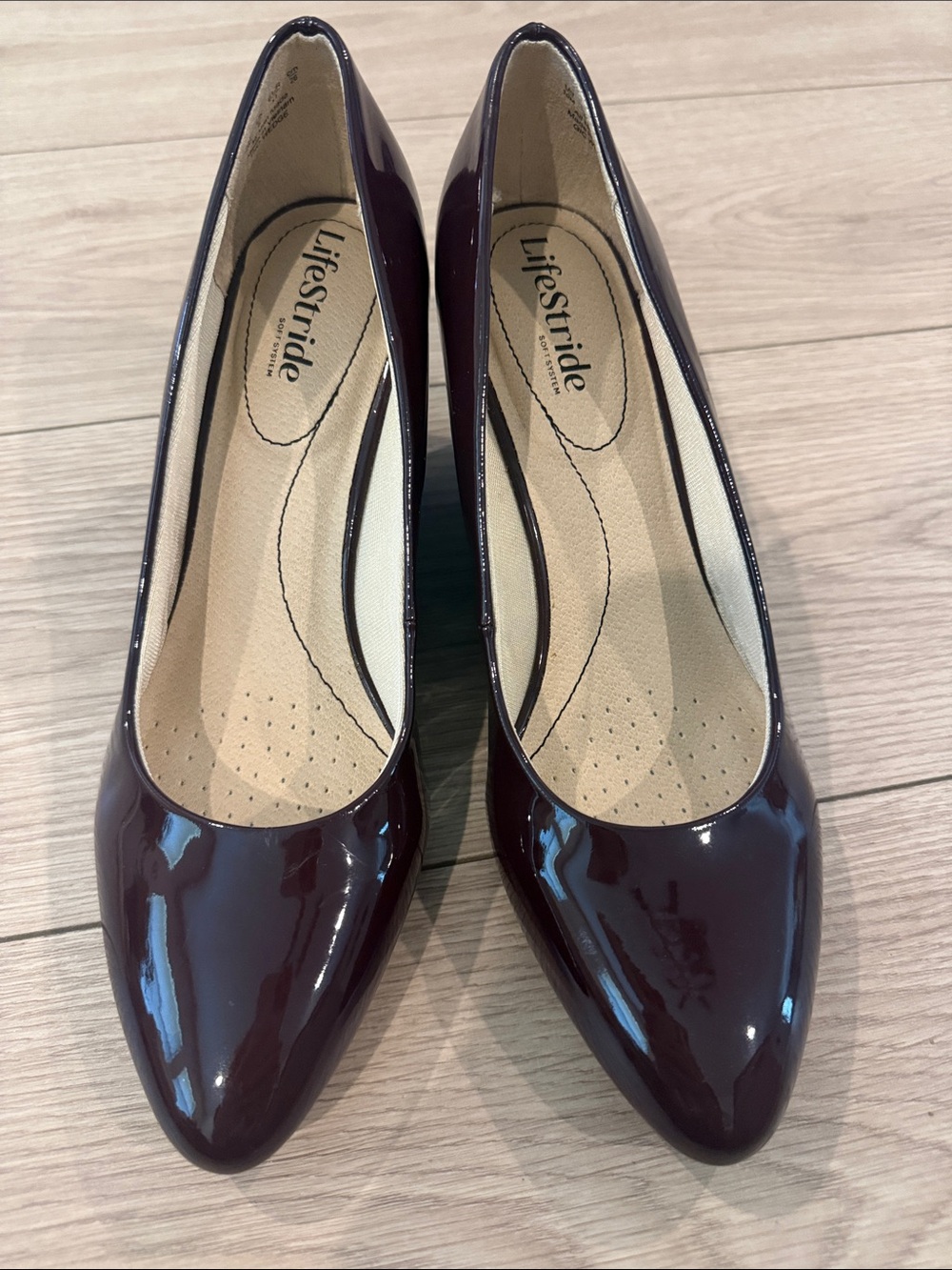 Life Stride Women's Patent Pointed-Toe Wedge - Deep Wine Size 10